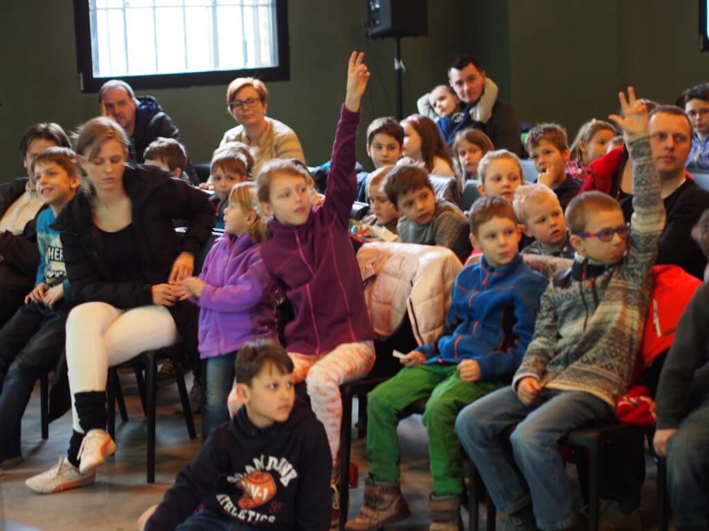 Vzdelávanie, veda, kultúra v Elektrárni Piešťany